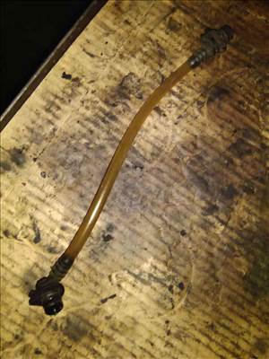 Mercedes Vito Üzemanyag Cső