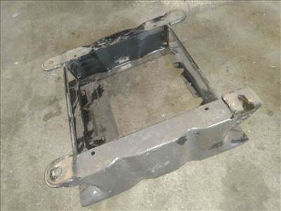 Renault Trafic Bal Első Ülés Tartó Bak