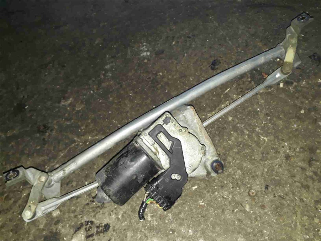 Opel Astra F Elsõ Ablaktörlõ Motor ቛõ Ablaktörlõ Mechanika 90 341 903 2. kép