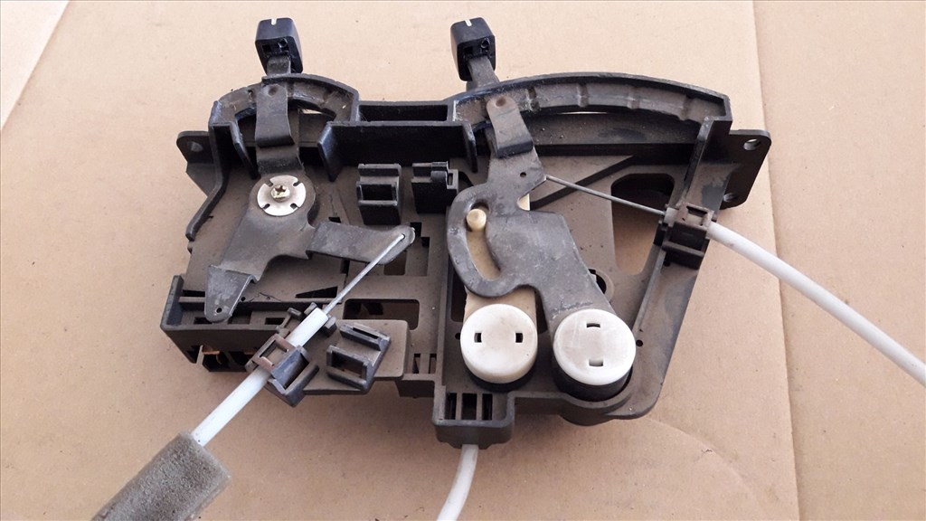 Opel Frontera A Fûtéskapcsoló 3. kép