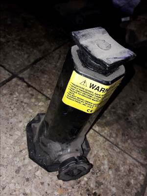 Opel Frontera A Emelő