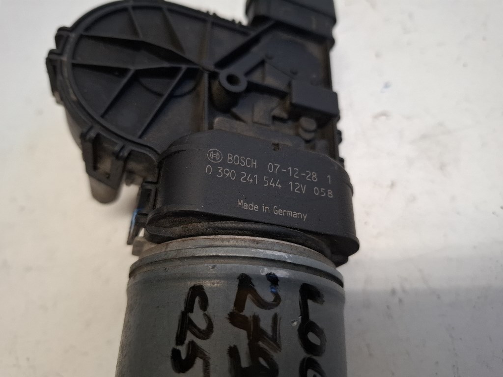 Dacia Logan elsõ ablaktörlõ motor 0390241544 3. kép