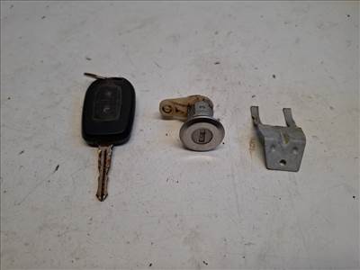 Dacia Sandero (B52) bal első ajtózár