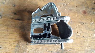 Opel Omega B Csomagtérajtó Zár 90494202