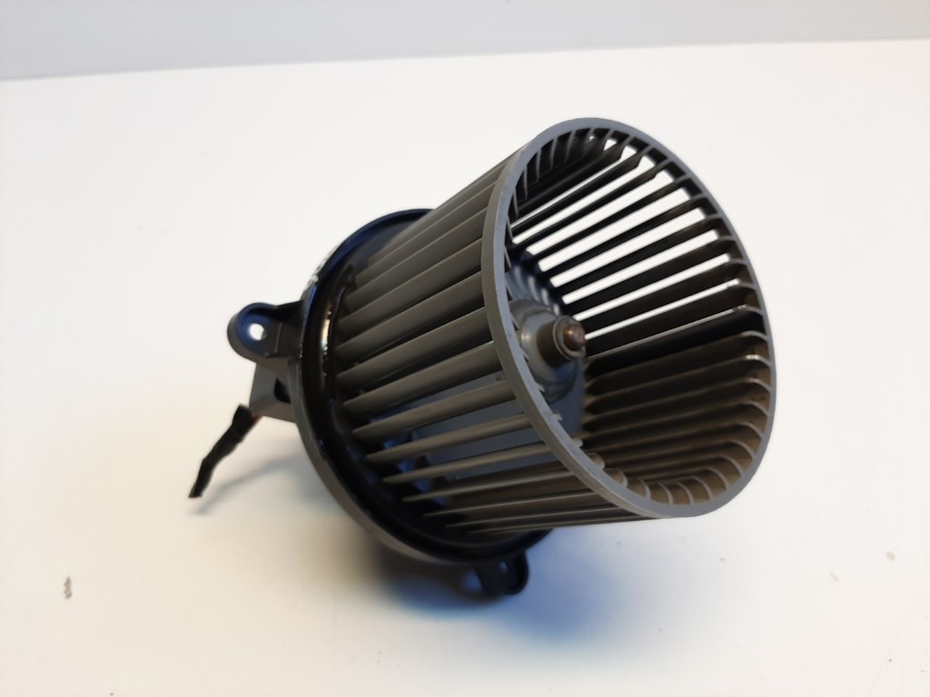 Hyundai I 10  fûtõmotor klímás 97113B9000 2. kép