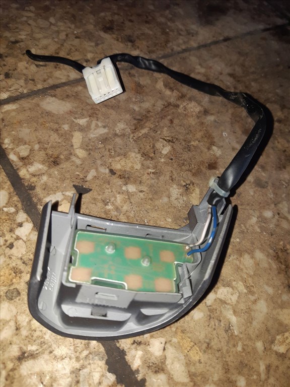 Suzuki Swift III 04-10 Rádió Vezérlõ Kormánykapcsoló 2. kép