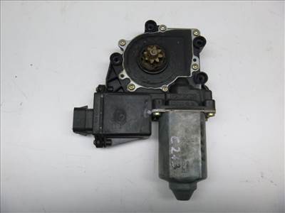 Opel Omega B jobb első ablakemelő motor 50520248 193797400