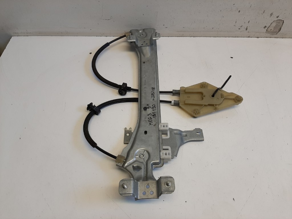 Renault Megane 5 ajtós bal hátsó Ablakemelõ szerkezet elektromos 827210003 2. kép