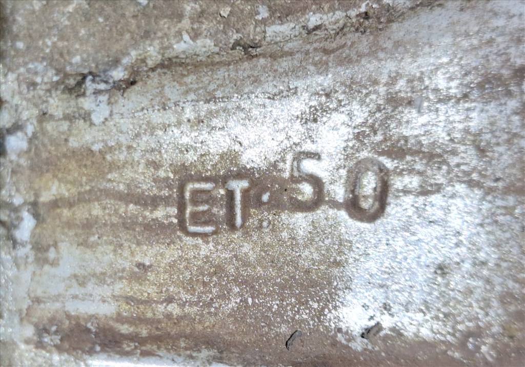  5x114.3 lyukosztású 17" használt alufelni garnitúra  4. kép