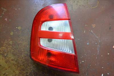 Skoda Fabia I 2000-2004 5 ajtós bal hátsó lámpa, lámpabúra! TK19-1438