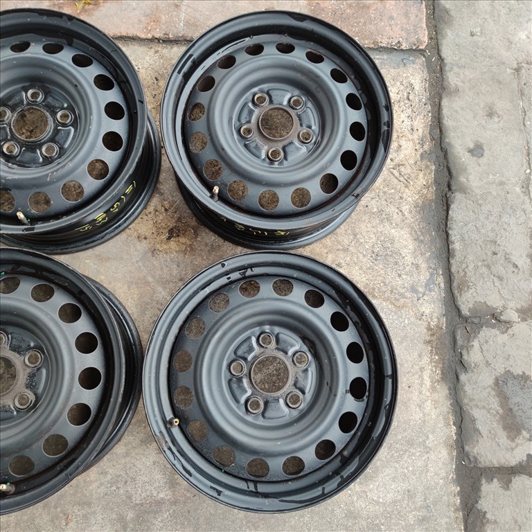 5x114,3 15 Suzuki,Toyota lemezfelni 28000ft a 4db/11/ 2. kép