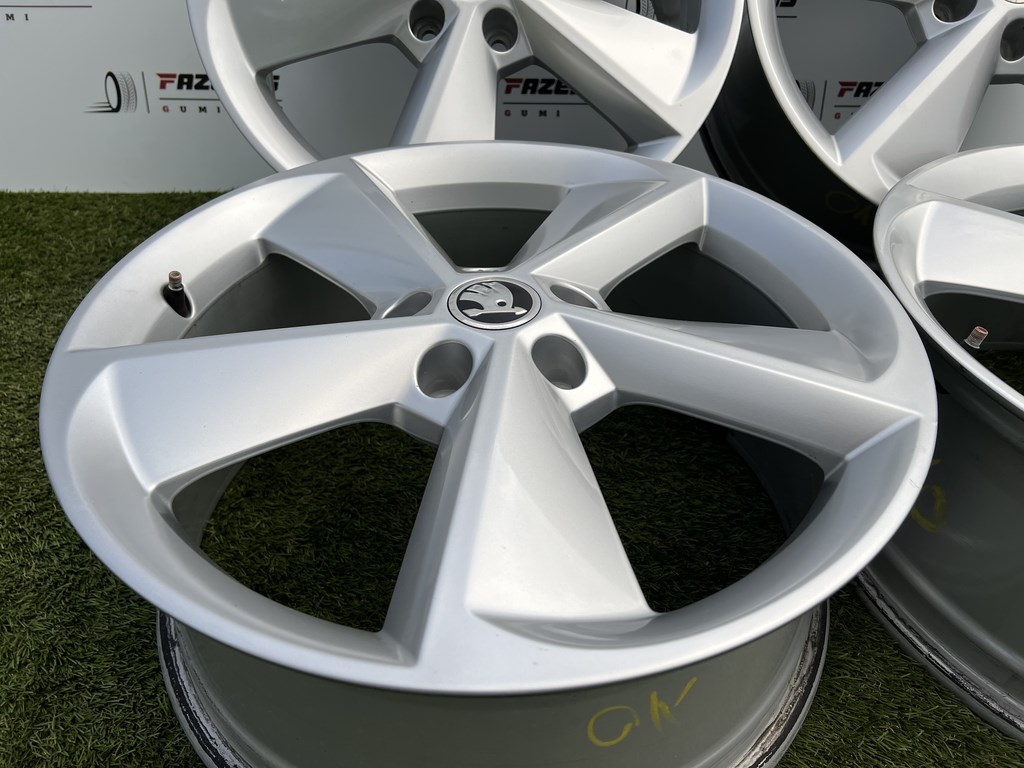 5x112 18" Skoda Octavia "Golus" gyári alufelni 7,5Jx18h2 ET51 2. kép