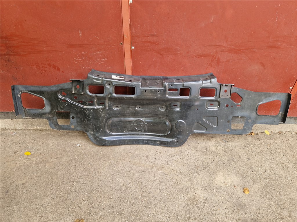 Opel Corsa D Corsa D hátfal javító elem  gm93189130 1. kép