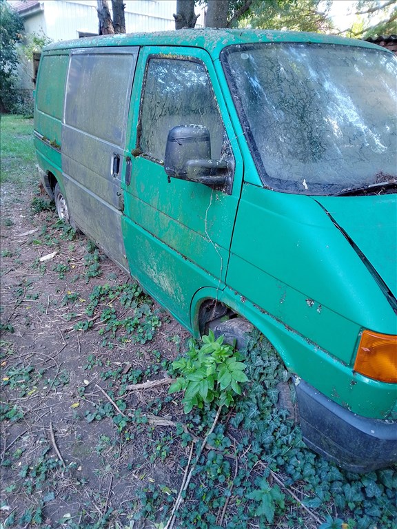 Eladó Volkswagen Transporter T4 haszonjármű 3. kép