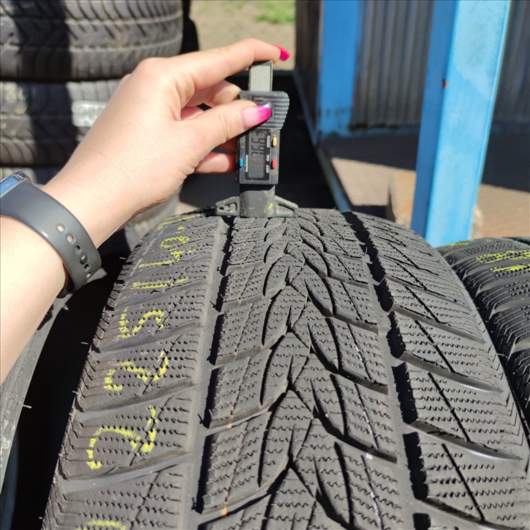 225/40 R18 Imperial téli gumi 99500ft a 4db/29/ 3. kép