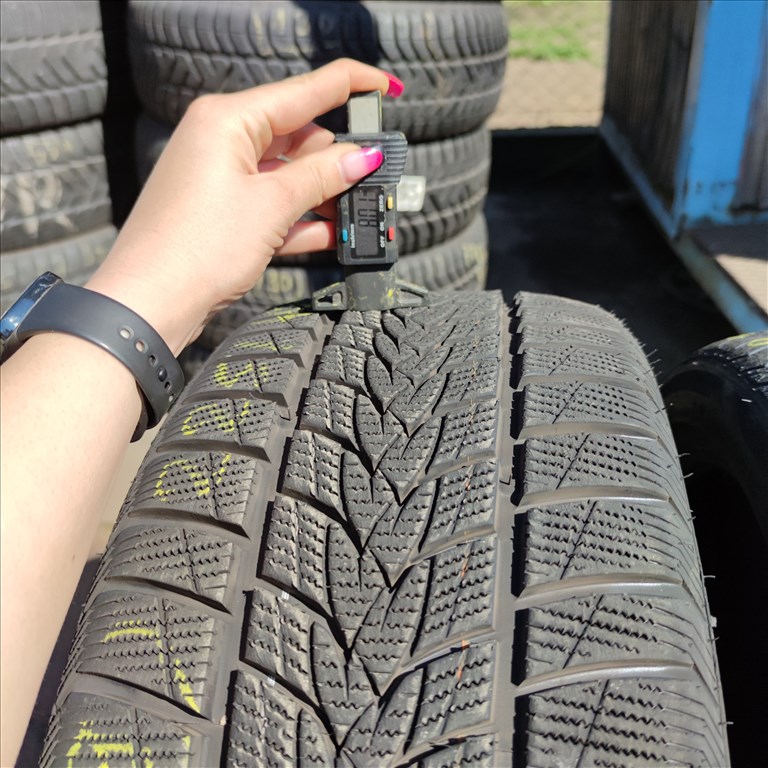 225/40 R18 Imperial téli gumi 99500ft a 4db/29/ 4. kép