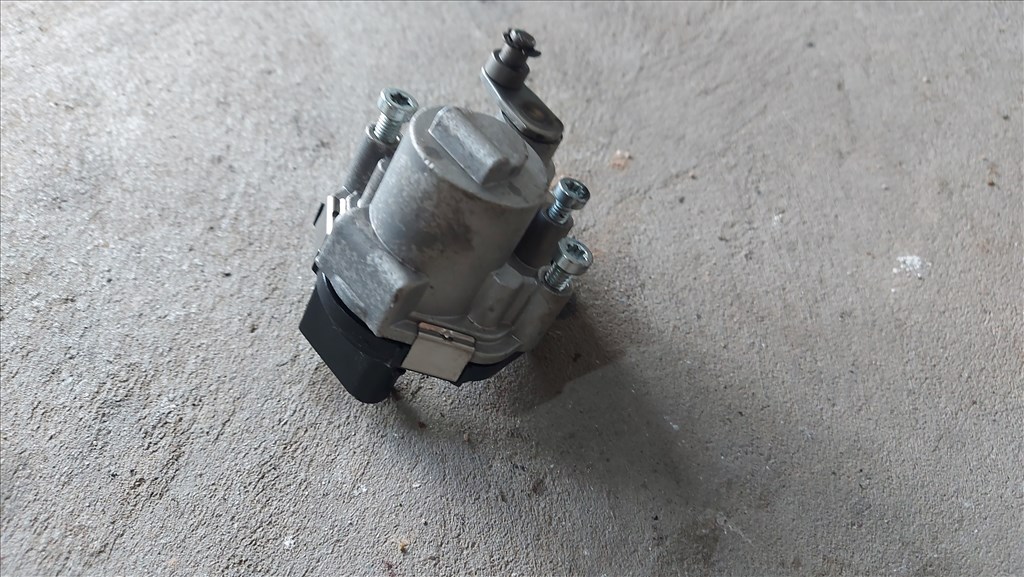 Ford Transit Custom MK8 16 2.0 Turbó vezérlő elektronika aktuátor 6739 8355560001 6. kép