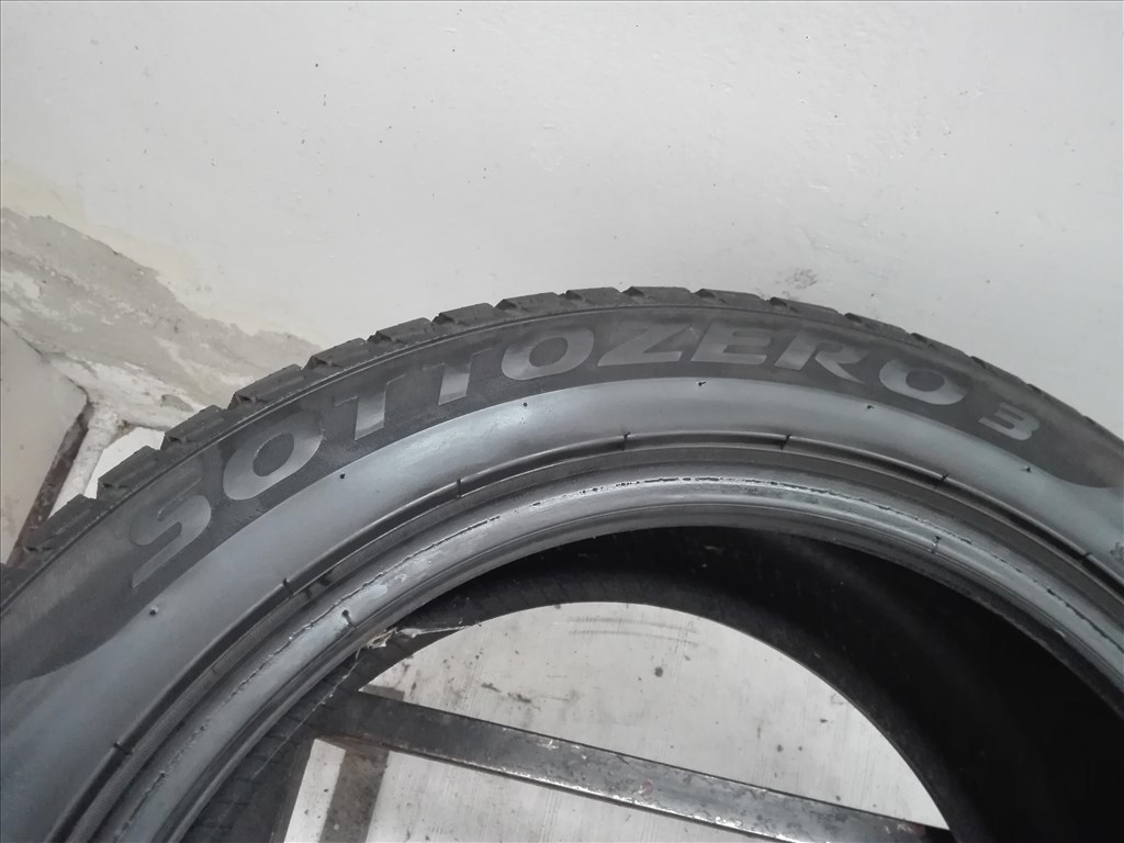 245/45R18 Pirelli téli gumi 2db 245/45 r18 5. kép
