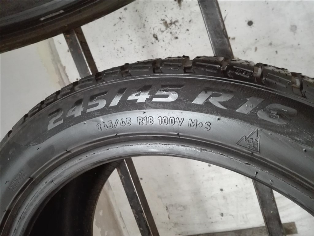 245/45R18 Pirelli téli gumi 2db 245/45 r18 6. kép