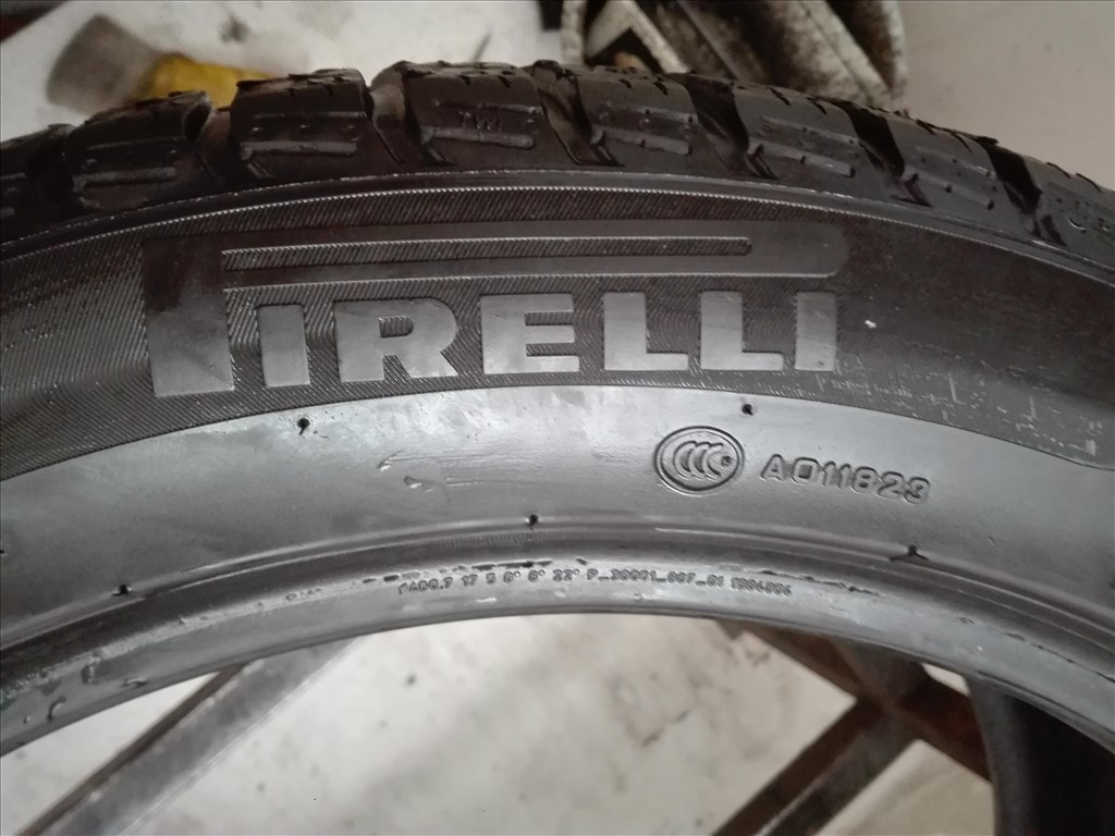 245/45R18 Pirelli téli gumi 2db 245/45 r18 7. kép