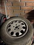  16" használt (gyári felni) alufelni, rajta 215/60 újszerű Continental téli gumi gumi 
