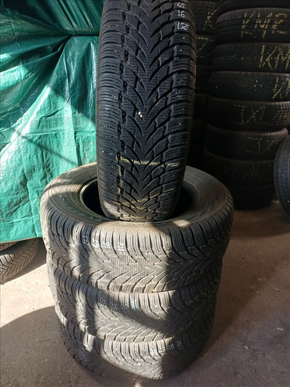  215/6516" használt Nokian téli gumi gumi 1. kép