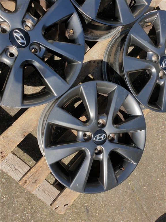15" 4x100 Hyundai i20 3. kép