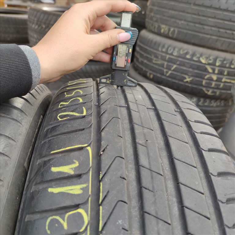235/55 R19 és 255/50 R19 Pirelli nyári gumi 112000ft a 4db/311/ 4. kép
