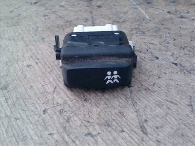 RENAULT LAGUNA 00-05 Egyéb kapcsolók