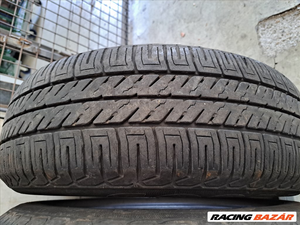 2db 185/65 R15 Good Year GT3 nyári gumi eladó!!! ára! 5000Ft/db Állapota: 5mm minta 2. kép