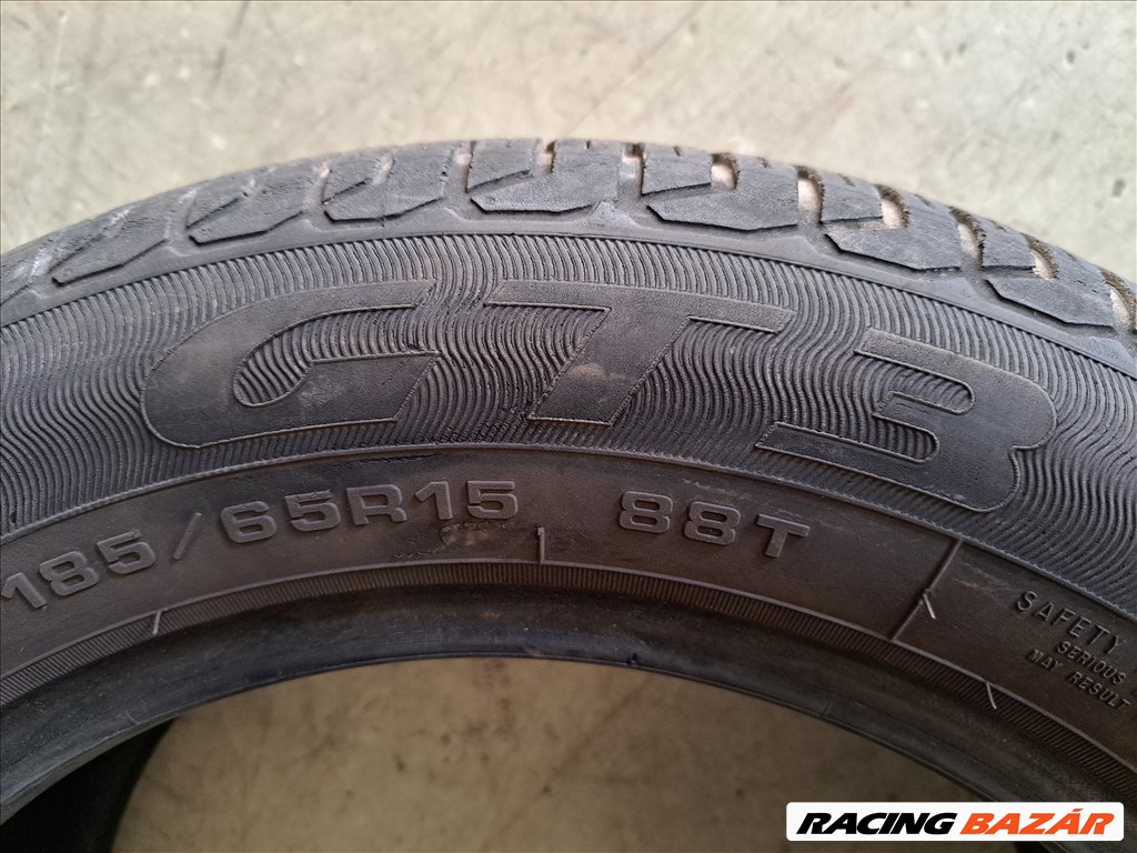 2db 185/65 R15 Good Year GT3 nyári gumi eladó!!! ára! 5000Ft/db Állapota: 5mm minta 6. kép