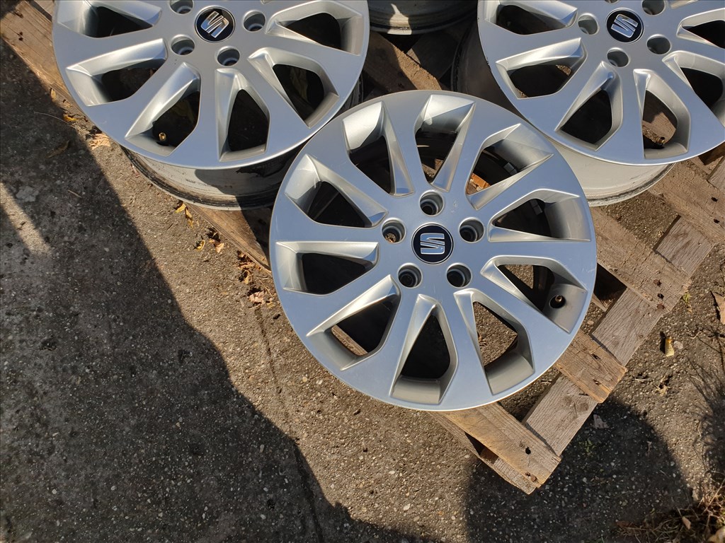 16" 5x112 Seat Leon 4. kép