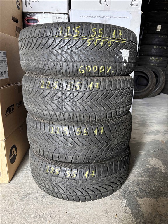 225/55 r17 Goodyear téligumi 4db eladó 225/55r17 garnitúra 5. kép