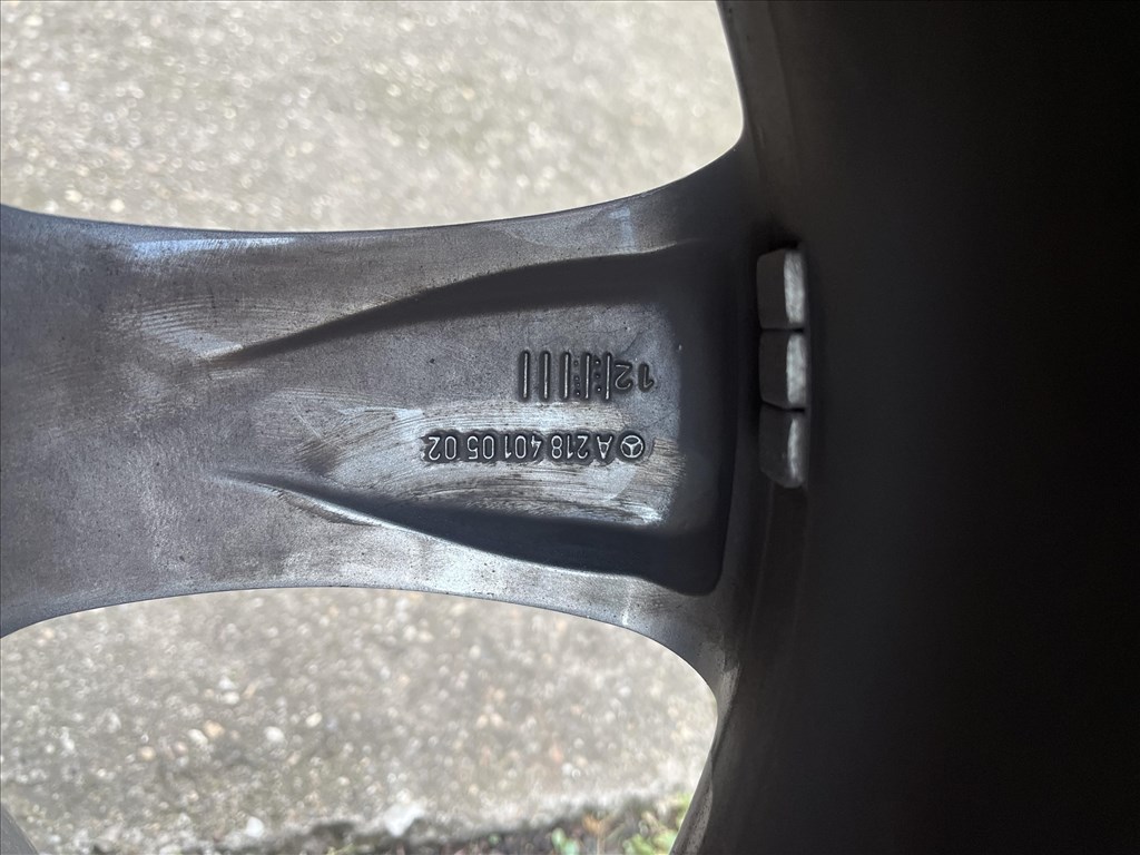  5x112 lyukosztású 19" Gyári CLS KÉTSZÉLES alufelni ELADÓ 9. kép