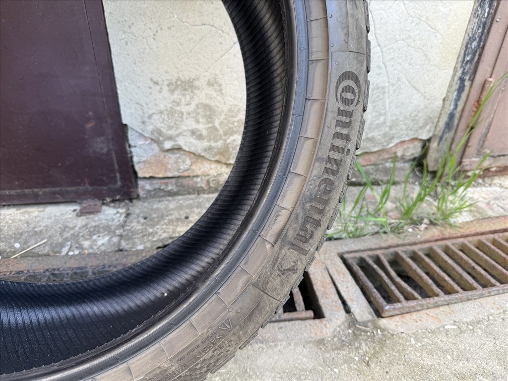 Tesla Model Y Performance első 255/35 R21 használt Continental Wintercontact TS860 téli gumi 2db 5. kép