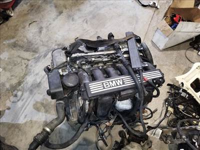 N52B30A kódú BMW E90 330i motor
