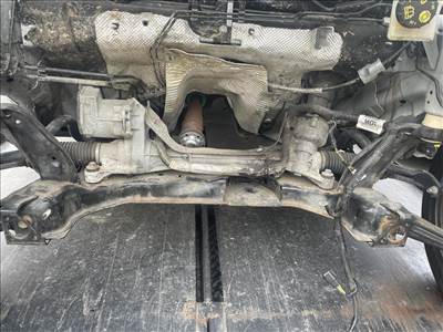 Ford Kuga mk2 első bölcső 