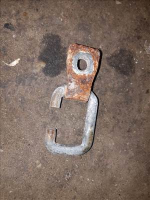 Opel Frontera B Rakományrögzítő Fül