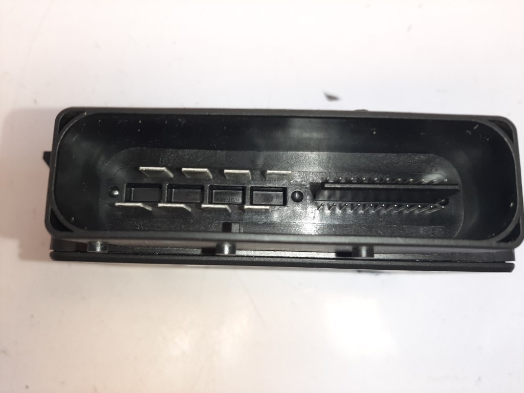 Audi A5 (8T3) kézifék modul 8K0907801C 4. kép