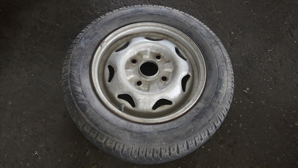 Suzuki Swift II 92-96 Mankókerék / Pótkerék 450 B13 FHA 1. kép