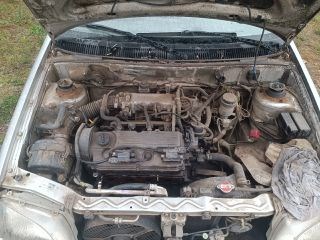 SUZUKI SWIFT II lépcsőshátú (AH, AJ) Jobb első Vízlehúzó Gumicsík 4. kép