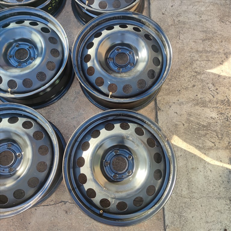 5x110 17 Fiat lemezfelni 45000ft a 4db/9/ 2. kép