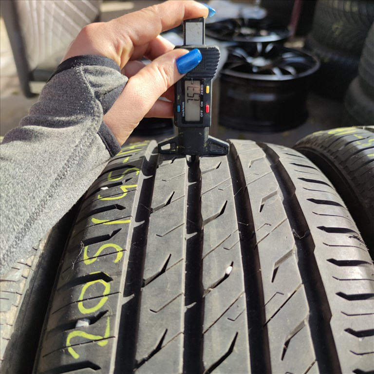  205/45 R17 Semperit nyári gumi 58000ft a 4db/326/ 2. kép