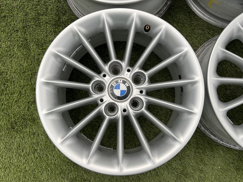 5x120 16" Bmw E39 gyári alufelni 7Jx16h2 ET20 3. kép