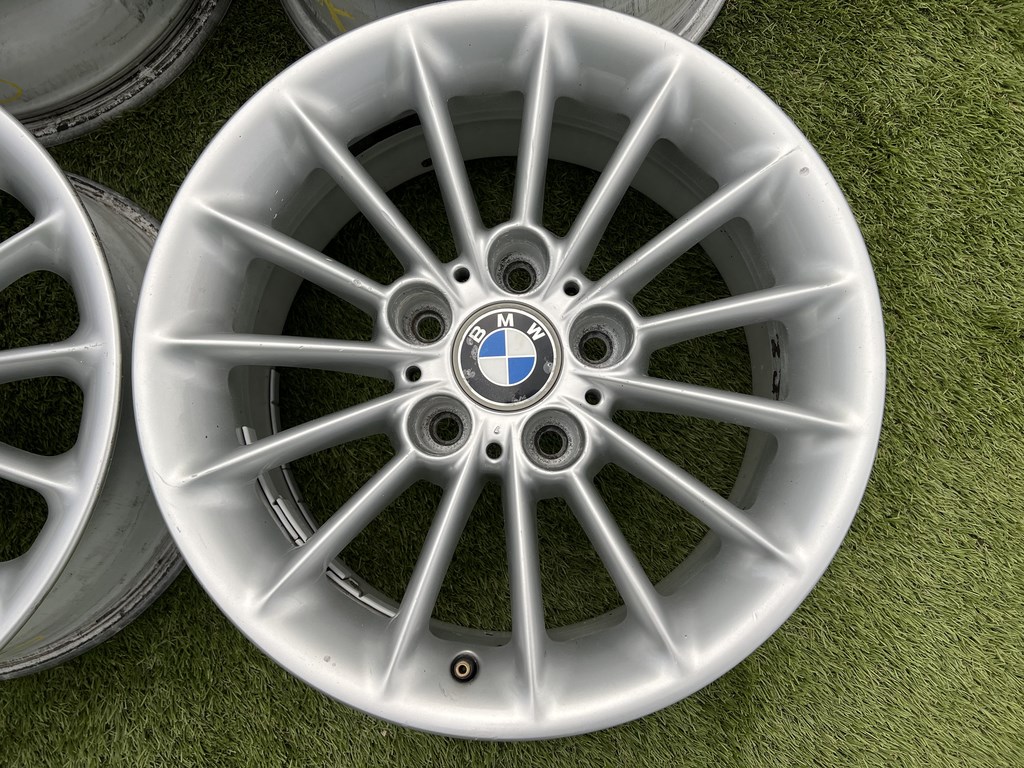 5x120 16" Bmw E39 gyári alufelni 7Jx16h2 ET20 4. kép