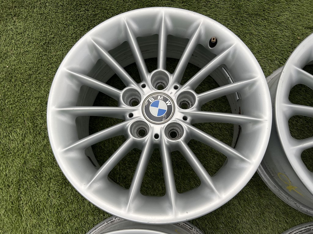 5x120 16" Bmw E39 gyári alufelni 7Jx16h2 ET20 6. kép