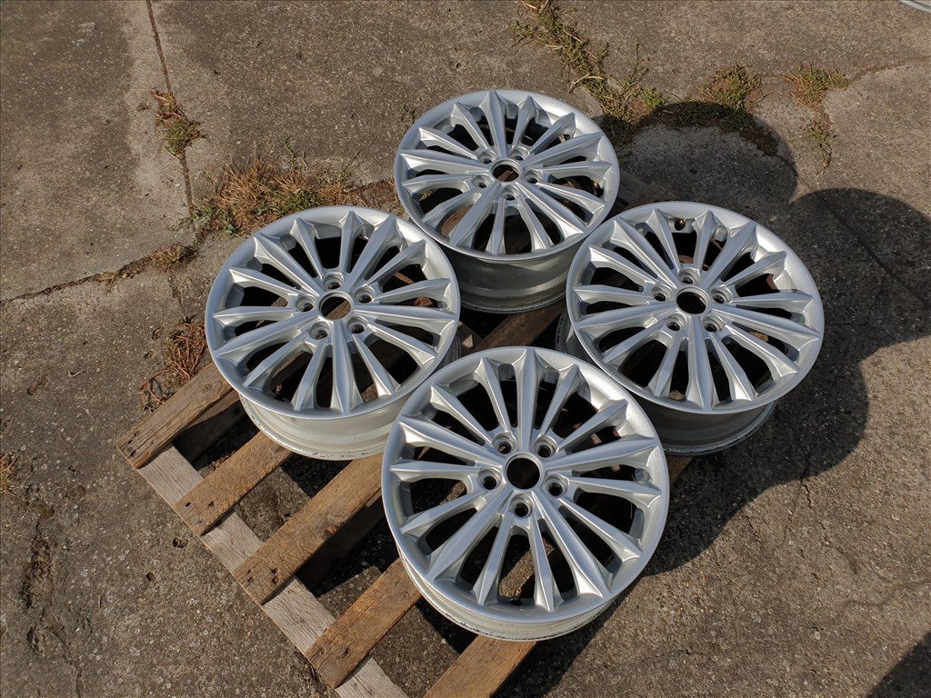 16" 5x108 Ford Focus + szenzor 1. kép