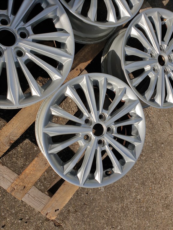 16" 5x108 Ford Focus + szenzor 3. kép