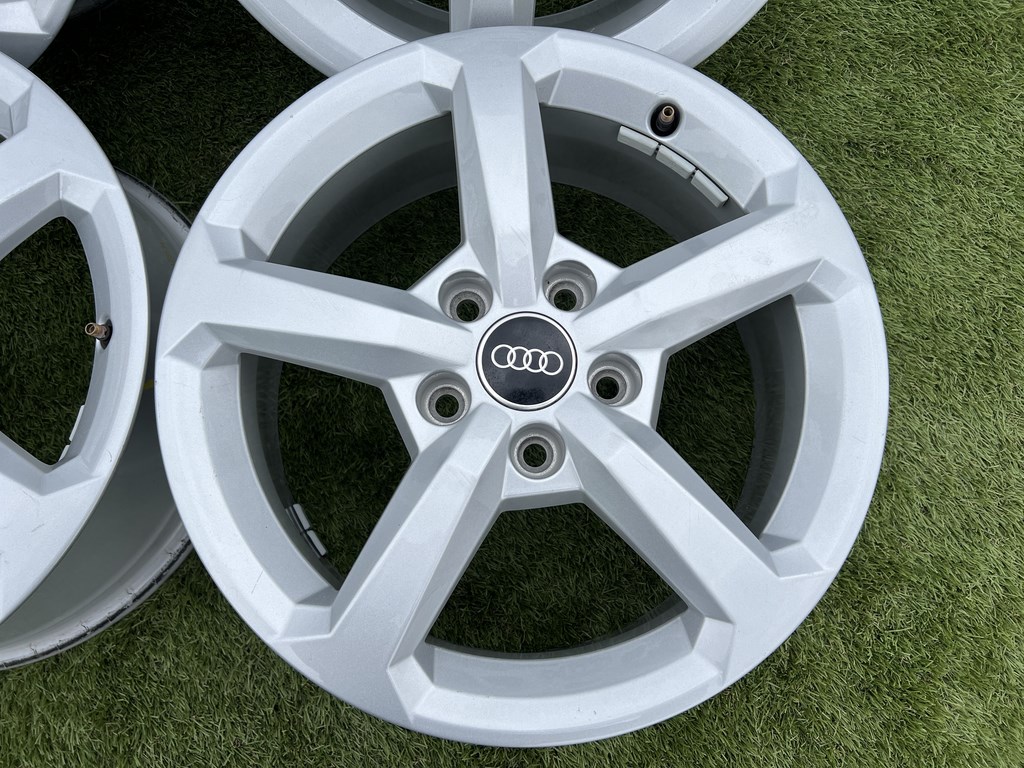 5x112 16" Audi Q2 gyári alufelni 6,5Jx16h2 ET43 5. kép