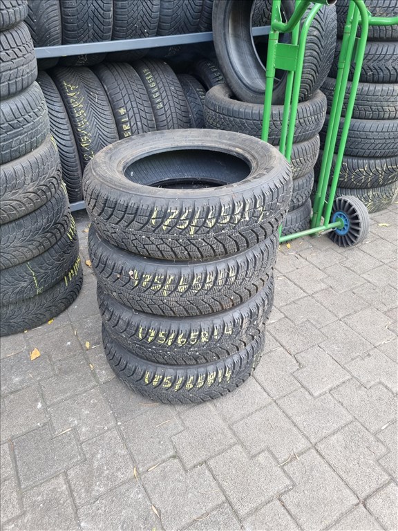  175/6514" újszerű Maxtrek Trek M8 téli gumi 4db  1. kép